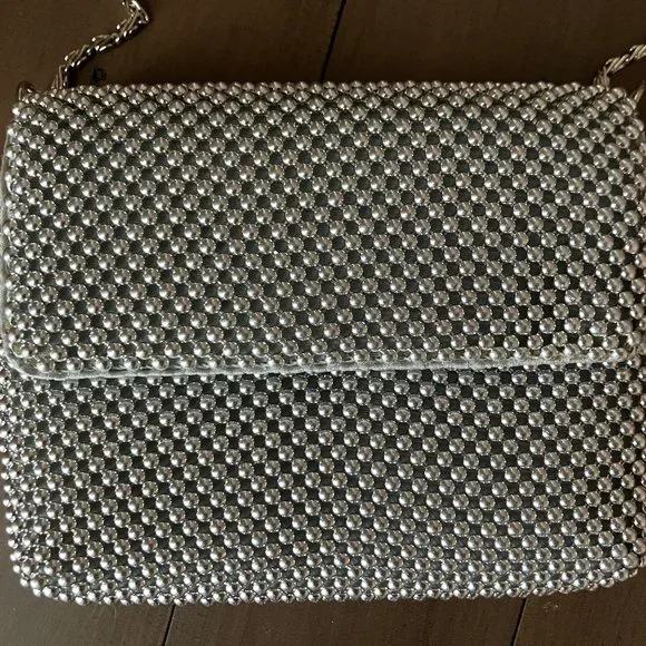 Mini Beaded Crossbody Bag - Picture 3 of 8